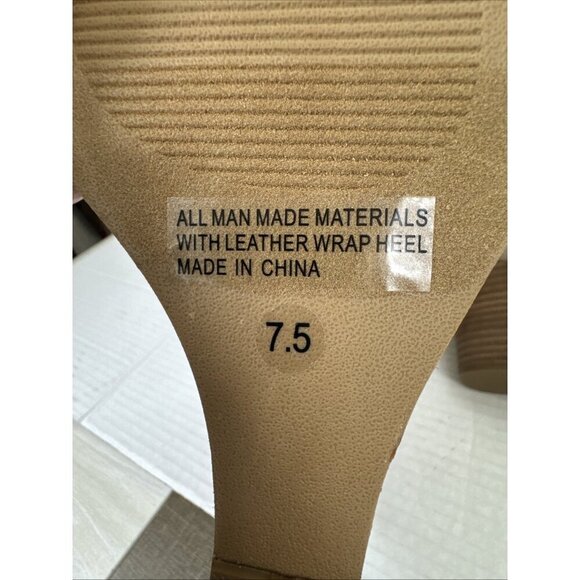 DV by Dolce Vita Gerdy Bootie 7,5 M Beige NWOB 9341 - Picture 12 of 15